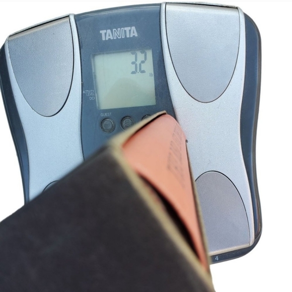 The Red and the Black by Marie-Henri Beyle (Stendhal) | Heritage Press 1954 Book - Picture 16 of 16